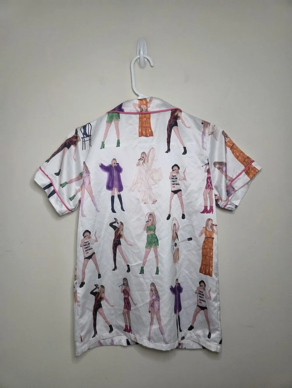 🎉 5/$25 Girls Sheshow Taylor Swift Pajama Top Sz XL